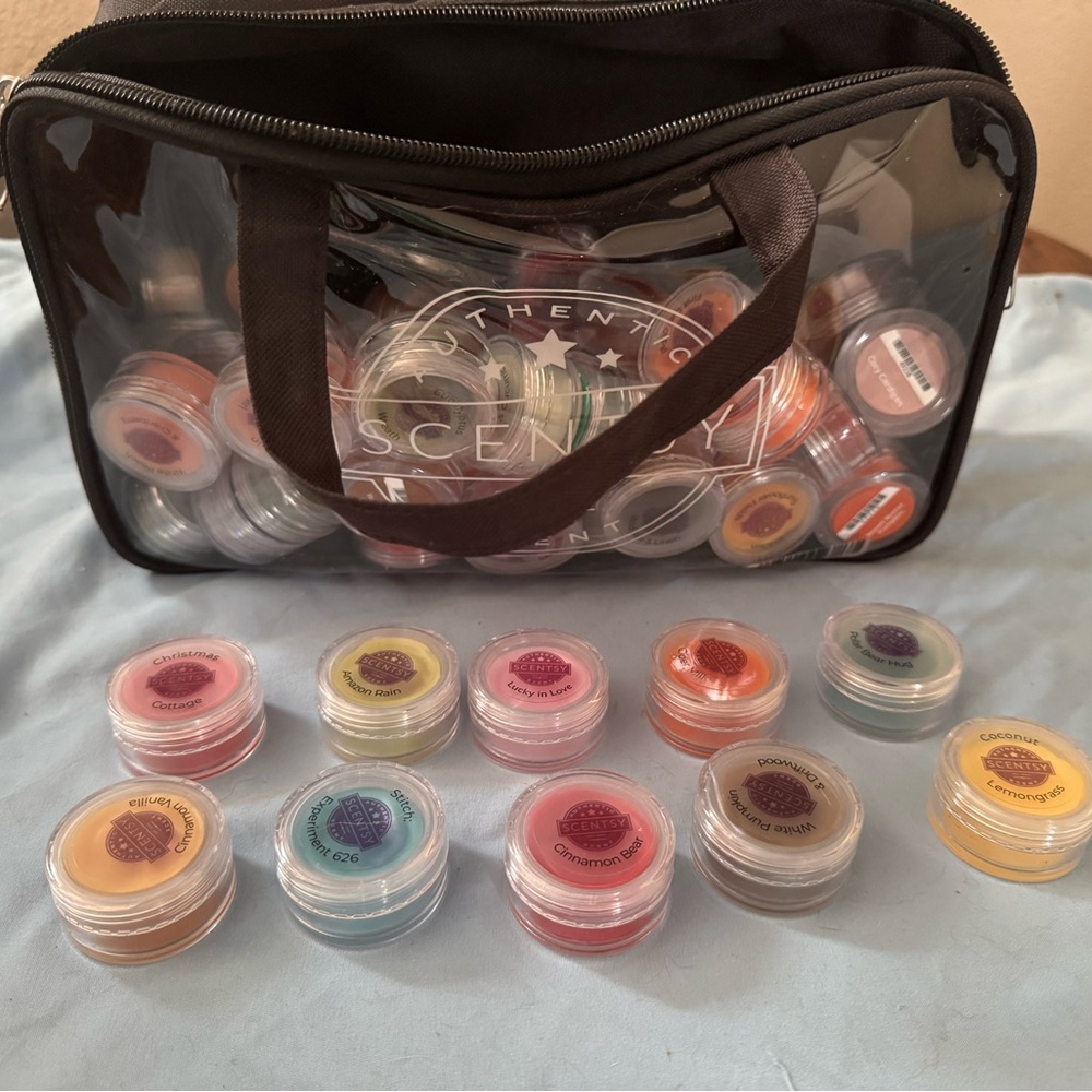 Scentsy consultant’s fragrance sample kit - Picture 2 of 6